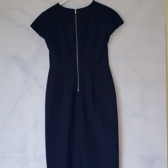 NWOT - Maggie London Scallop Sheath Dress - Picture 2 of 5